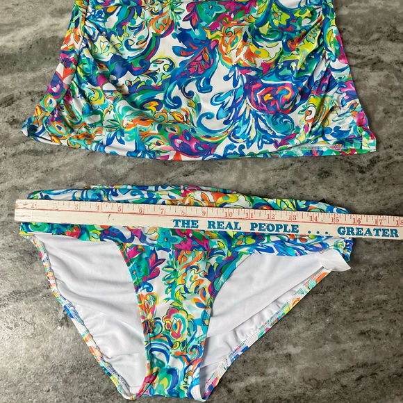 LAUREN RALPH LAUREN
Women's Printed Twist Convertible Tankini Swimsuit - Picture 8 of 10